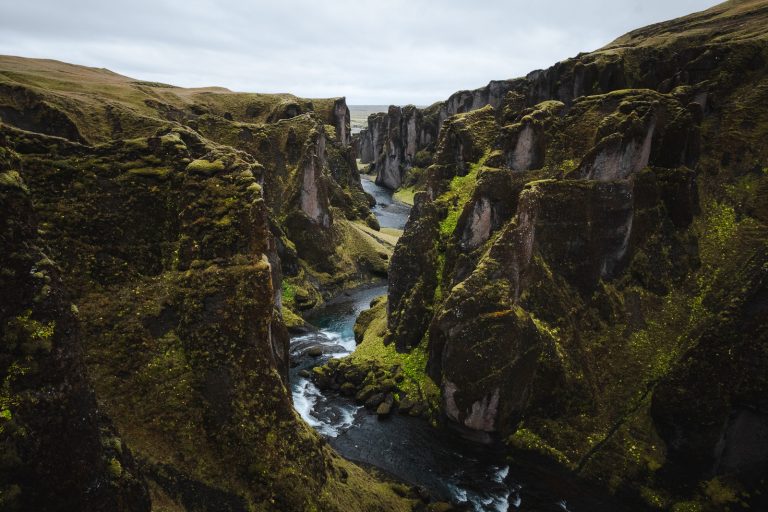 Iceland Itinerary - Day 6 - Fjaðrárgljúfur, Svartifoss, IceGuides kayak ...